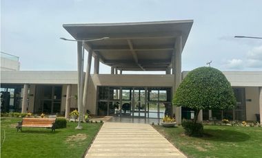 Apartamento Amoblado de 2 habitaciones en Arriendo cerca del Mar