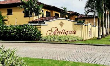 Se Vende Casa Antigua Costa del Este