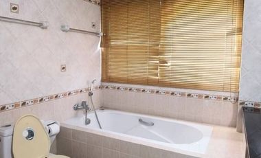 4 Bedroom House for sale at Koolpunt Ville 8