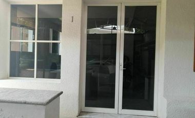 RENTO LOCAL AMUEBLADO PROPIO PARA OFICINA, DESPACHO, CONSULTORIO, ETC