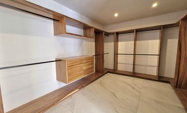 Casa de Lujo Nueva en Venta en Puerta las Lomas