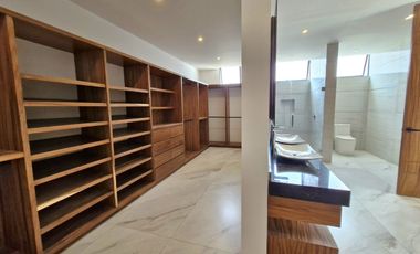 Casa de Lujo Nueva en Venta en Puerta las Lomas