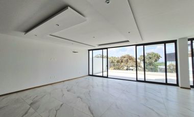 Casa de Lujo Nueva en Venta en Puerta las Lomas
