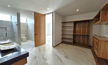 Casa de Lujo Nueva en Venta en Puerta las Lomas