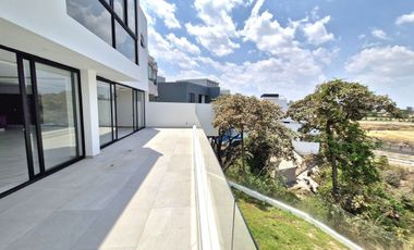 Casa de Lujo Nueva en Venta en Puerta las Lomas