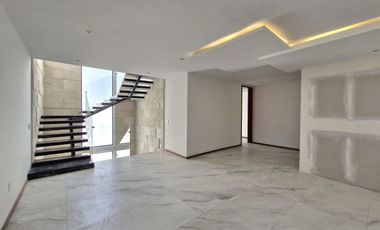 Casa de Lujo Nueva en Venta en Puerta las Lomas