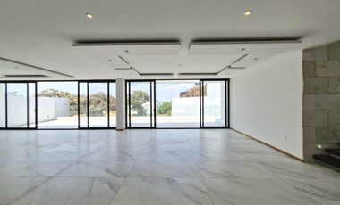 Casa de Lujo Nueva en Venta en Puerta las Lomas