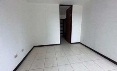 Venta de apartamento en El Bosque (Altavista) GTA