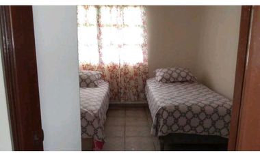 ALQUILO CASA EN CORONADO, CERCA DE TODO Y A PRECIO DE OFERTA