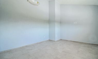 CASA MODERNA MINIMALISTA EN PARAISO COUNTRY CLUB