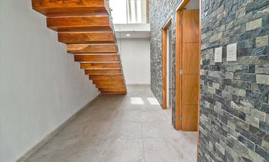 CASA MODERNA MINIMALISTA EN PARAISO COUNTRY CLUB