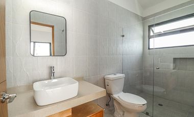 CASA MODERNA MINIMALISTA EN PARAISO COUNTRY CLUB
