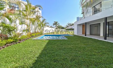 CASA MODERNA MINIMALISTA EN PARAISO COUNTRY CLUB