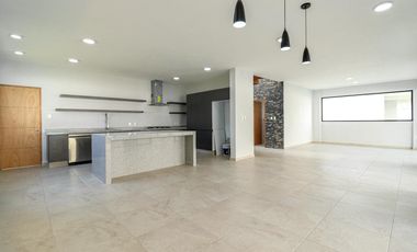 CASA MODERNA MINIMALISTA EN PARAISO COUNTRY CLUB