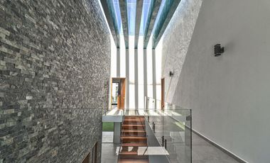 CASA MODERNA MINIMALISTA EN PARAISO COUNTRY CLUB