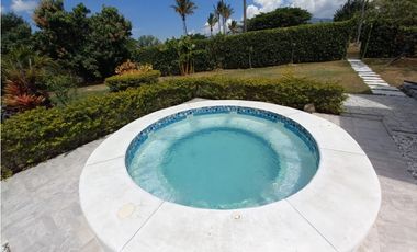 Casa  Chinauta perfecto estado 274 mts. precio $1200 mm