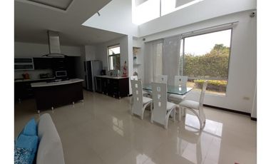 Casa  Chinauta perfecto estado 274 mts. precio $1200 mm