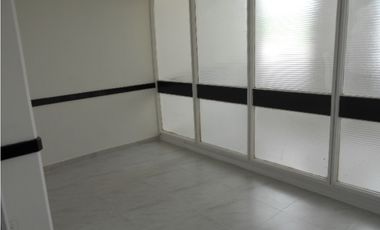 ARRIENDO OFICINA CENTRO
