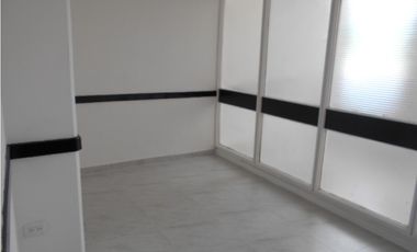 ARRIENDO OFICINA CENTRO