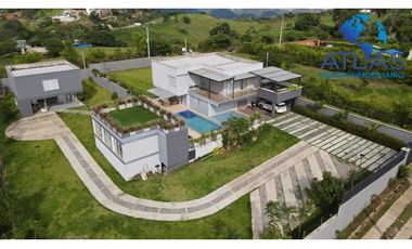 ARRIENDO CASA CAMPESTRE AMOBLADA EN EL AEROPUERTO LEBRIJA COD: 496