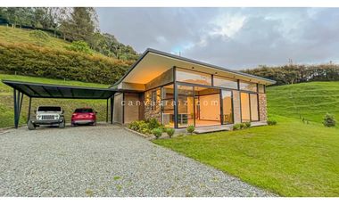 Casa Campestre en Parcela El Retiro