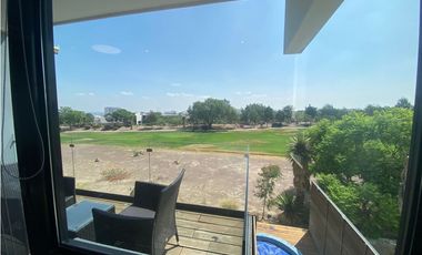 Casa en Venta en Club de Golf la Loma