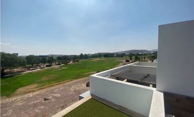 Casa en Venta en Club de Golf la Loma
