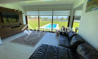 Casa en Venta en Camino El Manzano, Lonquen Sur