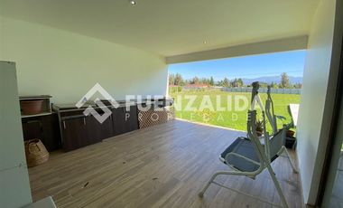 Casa en Venta en Camino El Manzano, Lonquen Sur