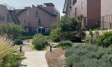 VENTA DE CASA EN SAN MIGUEL DE ALLENDE EN ESQUINA CON ROOF GARDEN