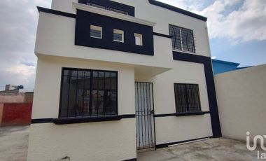 CASA EN VENTA EN FRACCIONAMIENTO SAN JOSE,TULIPANES,PACHUCA,HGO.