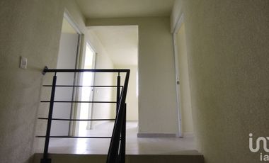 CASA EN VENTA EN FRACCIONAMIENTO SAN JOSE,TULIPANES,PACHUCA,HGO.