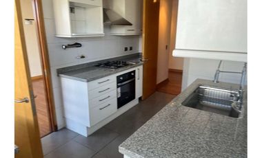 Amplio depto. Vitacura_4D,4B,2E y 1B