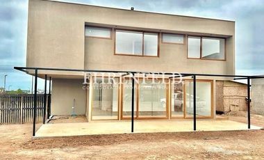 Mantagua, Quintero. A estrenar, 206 m2,  exclusivo condominio.