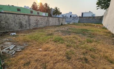 TERRENO EN RENTA 10X30. FRACC. MALIBRAN. CARMEN, CAMPECHE.