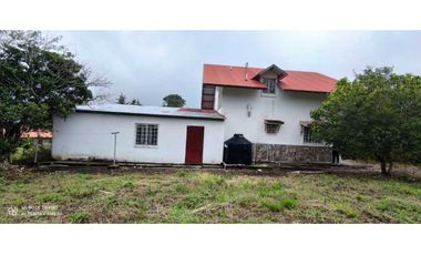 VENDO CASA DE 3HAB EN SANTA LUCIA BOQUETE