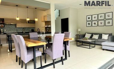 Casa en Venta de 4 Recámaras Residencial Rincon del Colibri Norte de Colima