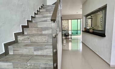 Casa en Venta de 4 Recámaras Residencial Rincon del Colibri Norte de Colima