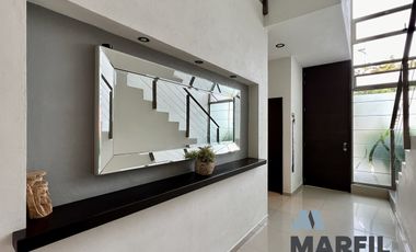 Casa en Venta de 4 Recámaras Residencial Rincon del Colibri Norte de Colima