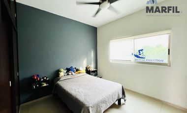 Casa en Venta de 4 Recámaras Residencial Rincon del Colibri Norte de Colima