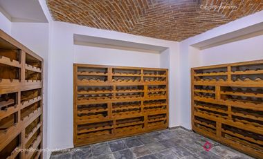 Casa de Lujo en Santa Anita Club de Golf en Venta zona Sur