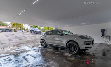 Casa de Lujo en Santa Anita Club de Golf en Venta zona Sur