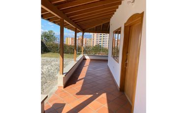 Casa en Arriendo en Envigado Sector La Mina
