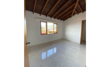 Casa en Arriendo en Envigado Sector La Mina