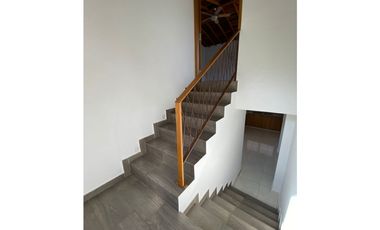 Casa en Arriendo en Envigado Sector La Mina