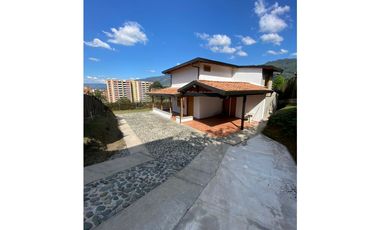 Casa en Arriendo en Envigado Sector La Mina
