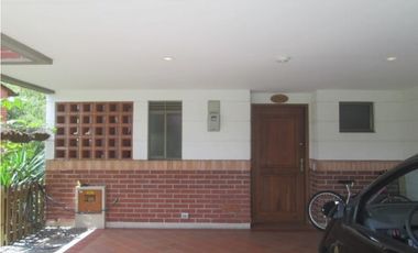 CASA PARA ARRENDAR EN EL POBLADO