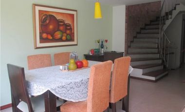 CASA PARA ARRENDAR EN EL POBLADO