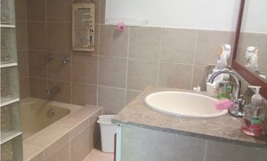 CASA PARA ARRENDAR EN EL POBLADO