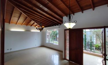 Casa en Alquiler Sabaneta sector San Jose